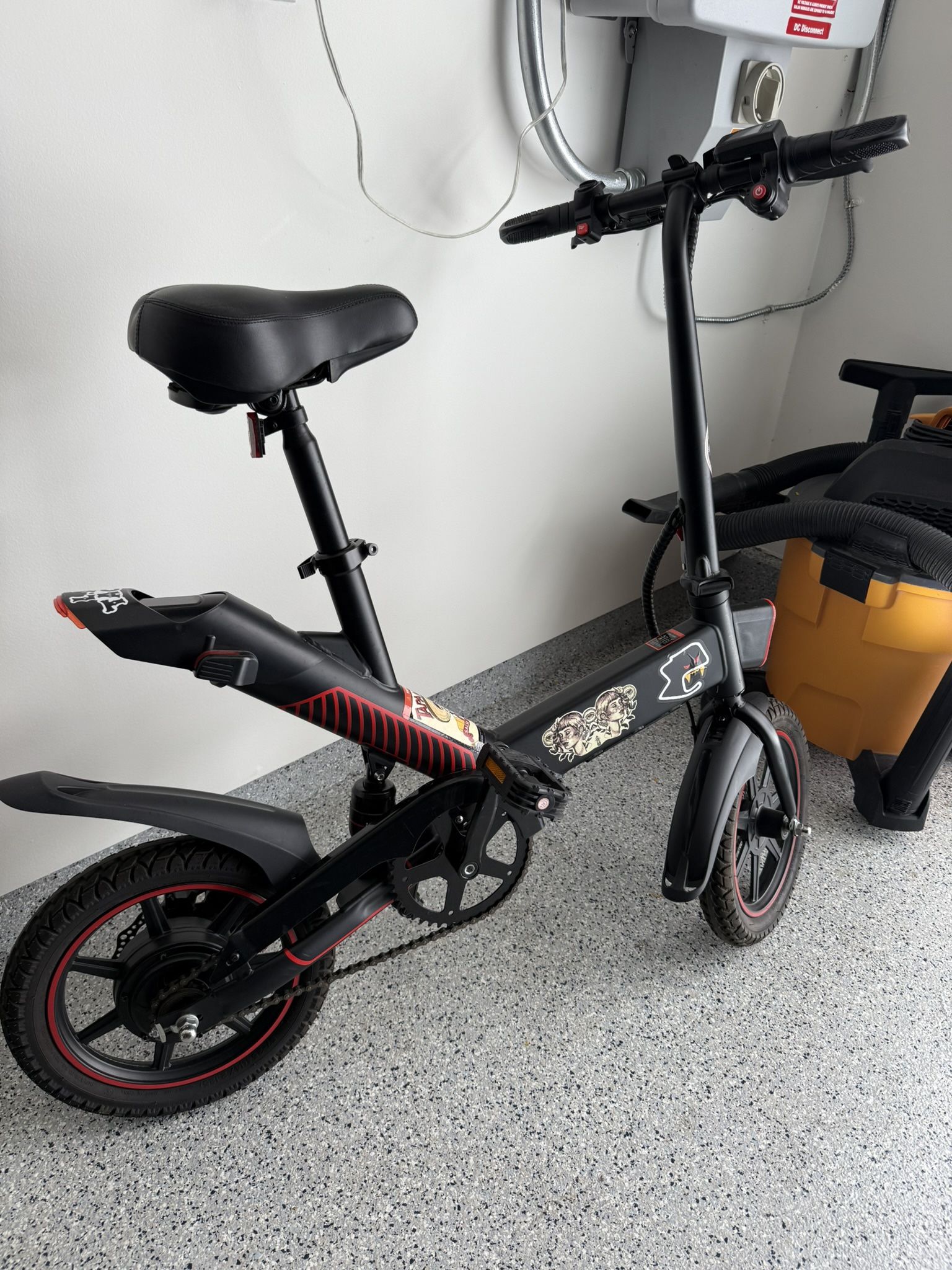 Gyroor Folding Electric bike