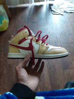 jordan 1 mid 
