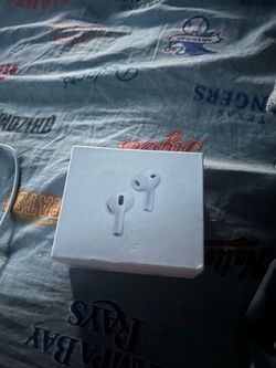 Apple AirPod pro 3 ANC never used with box
