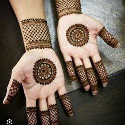 Henna Art By Artist Both Hand For $30