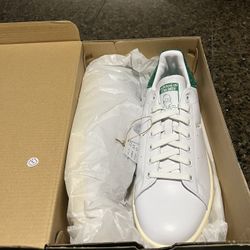 Adidas - The Simpsons x Stan Smith “Homer Simpson”