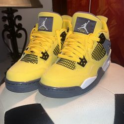 Jordan 4 
