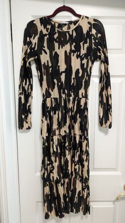 Women's ZARA Long Sleeve Army Green Dress Size S Knee Length/ Midi 