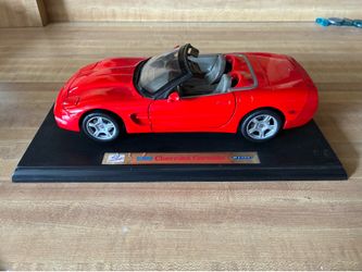 1:18 scale Diecast cars