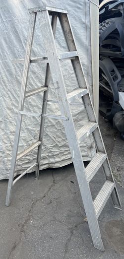 6’ Step Ladder Aluminum