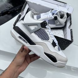Jordan 4 Military Black 