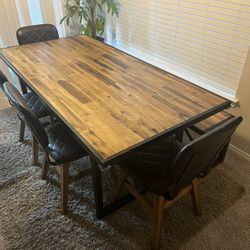 Rustic-Styled Table and Chairs Set With Bench 6PCS (Rug Is Included)