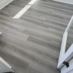 Lvp Flooring Have 158sqft ( 1.50$ Per Sqft ) PRICE FIRM 
