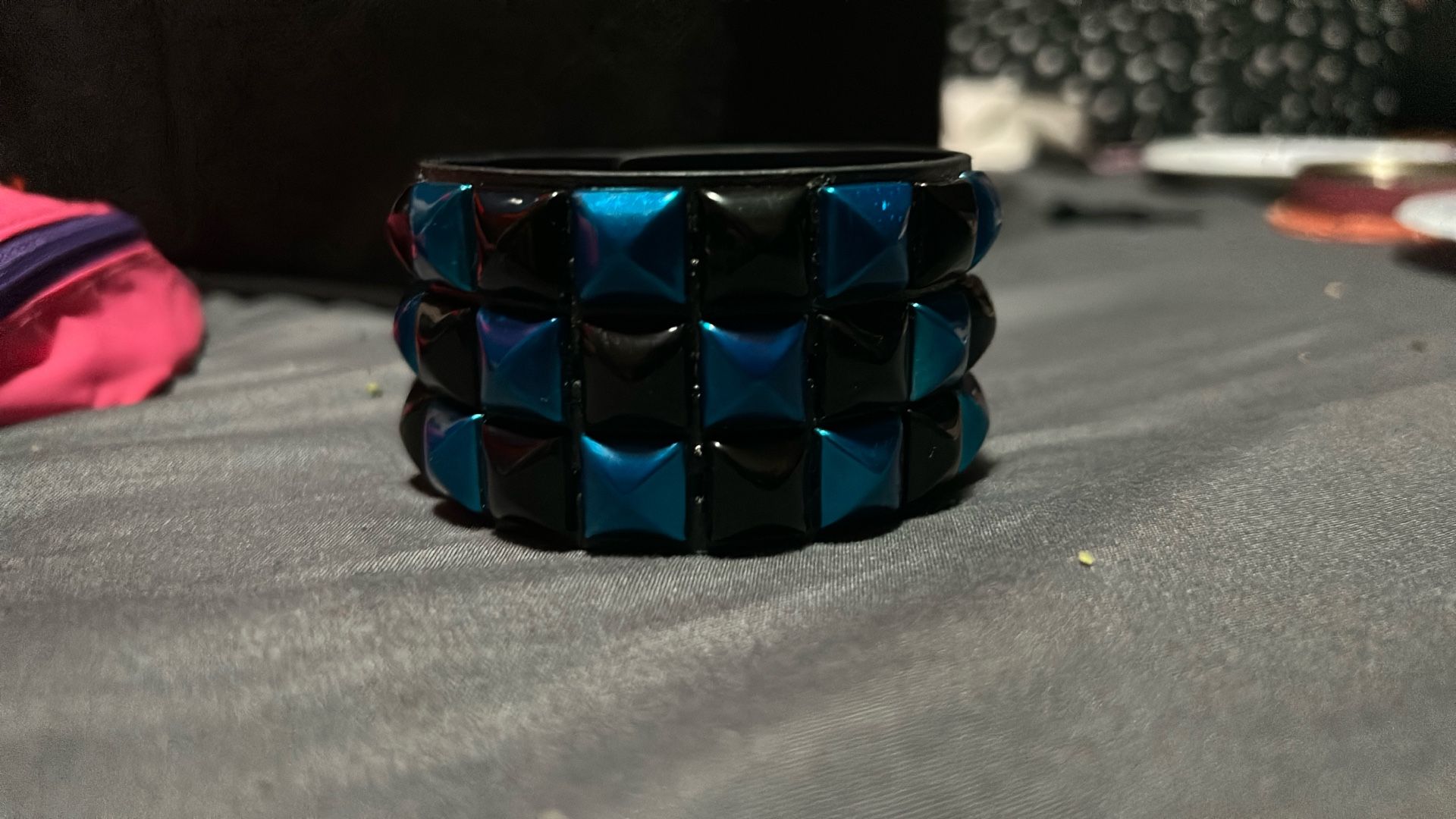 blue bracelet 