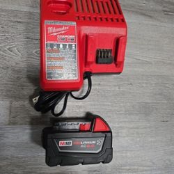 MILWAUKEE M18 XC5.0 BATTERY AND CHARGER PERFECT CONDITION