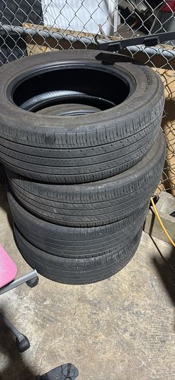 235 60 r 18