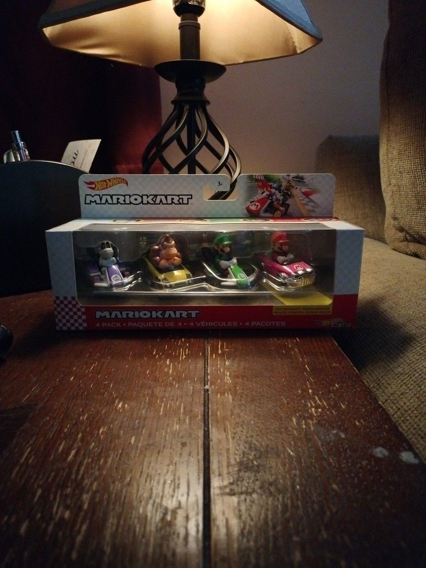 Mario kart Hot wheels First Run 2020