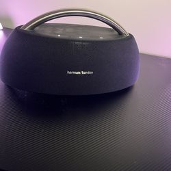 Portable & Loud Speaker (Harman/Kardon)