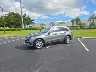 2018 Mercedes-Benz GLC 300