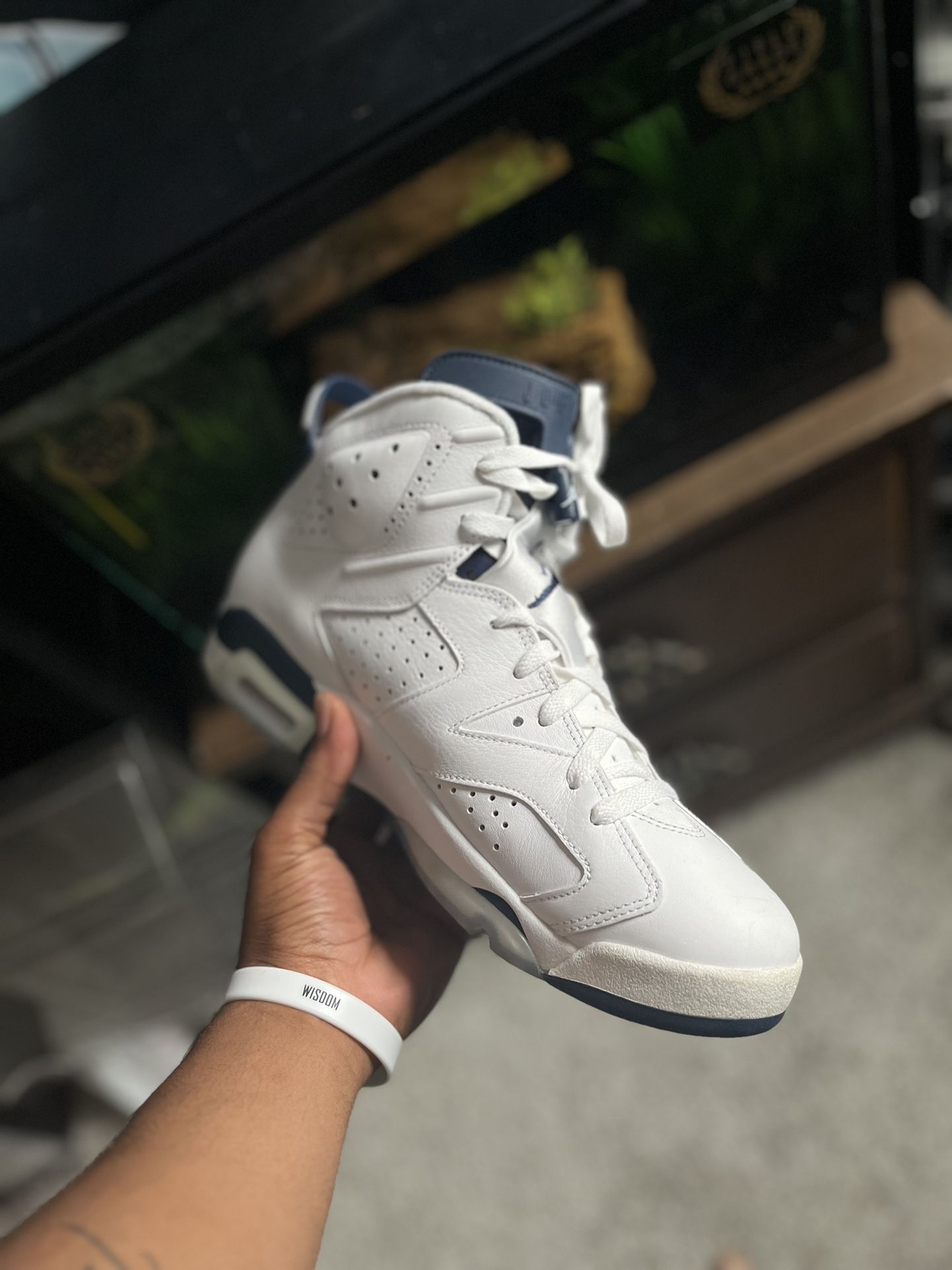 Jordan 6 “Midnight Navy”