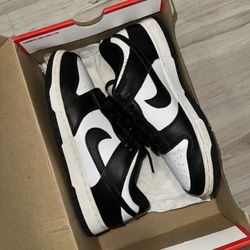 Dunk Low Panda Size 8W / 6.5Y