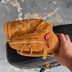 Left Headed Glove Rawlings Baseball