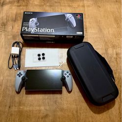 PlayStation Portal 30th Anniversary Edition W/ original packaging + EXTRAS
