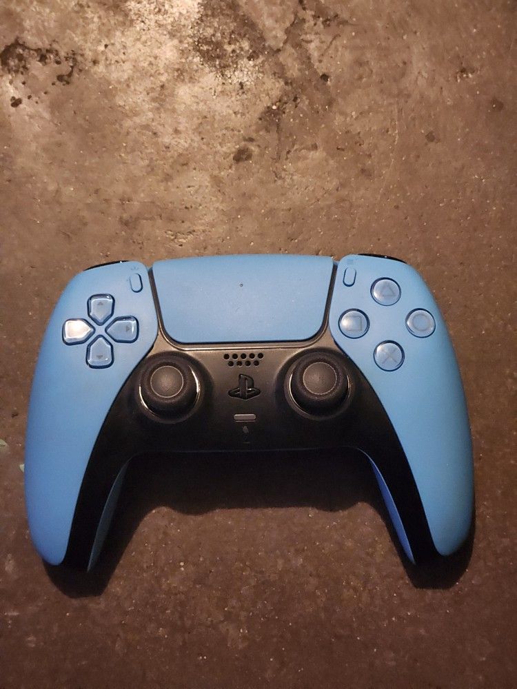 PS5 Controllers