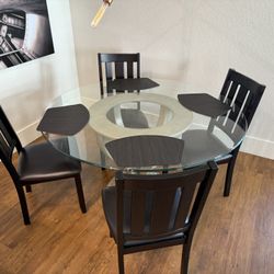 Glass Table With 4 Chairs 