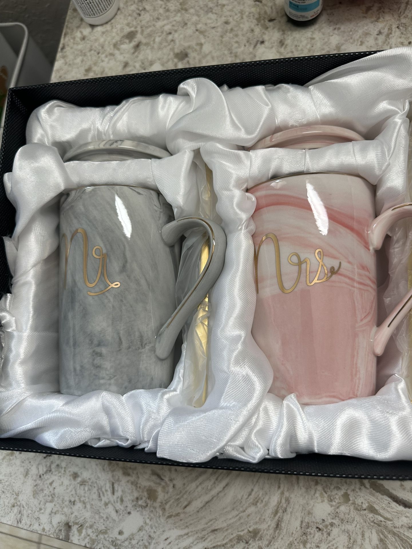 Mr And Mrs Mugs