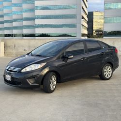 2013 Ford Fiesta 