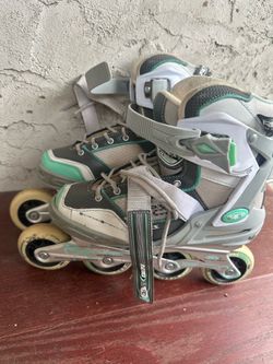 Roller skates size 6