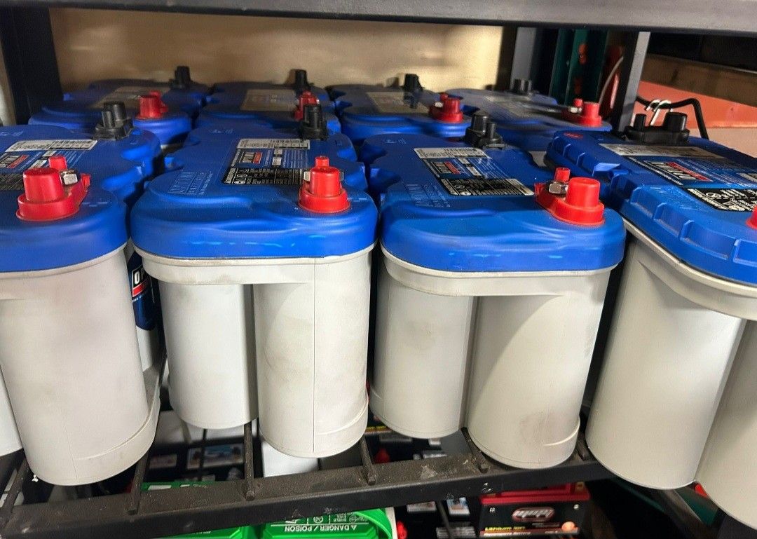 New battery of the brand Optimos, 1-year warranty 