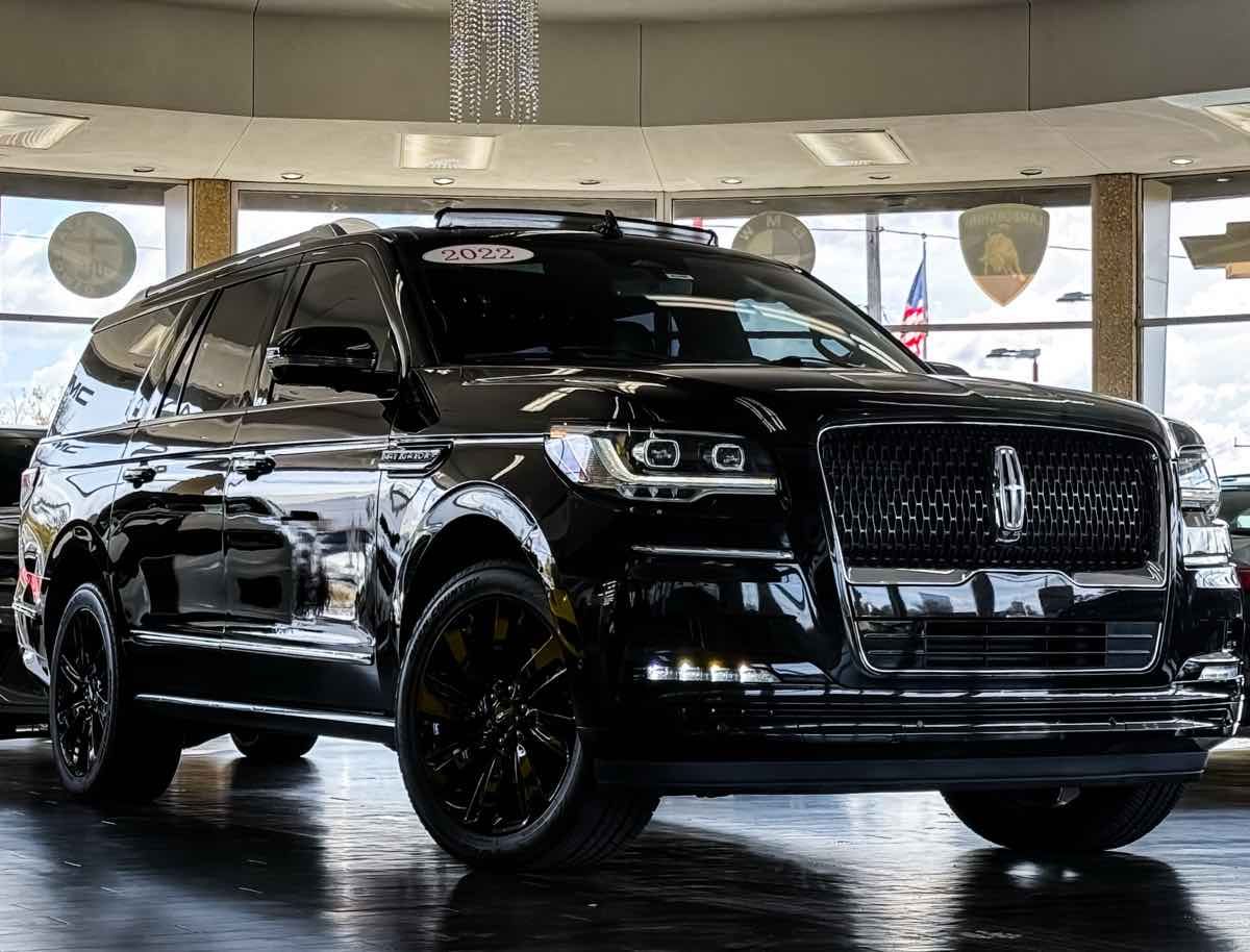 2022 Lincoln Navigator L