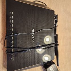 Net gear AC1750 WiFi Router