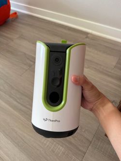 TkenPro Pet Camera Treat Dispenser