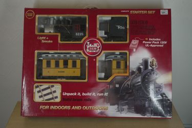 LGB 72324 D&RGW Passenger Model Train Starter Set
