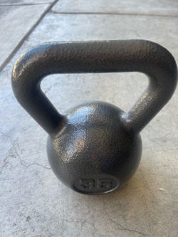 Athletic Works 35lb Kettlebell, Casting Iron, Durable Black