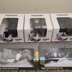 Kaws Statues 