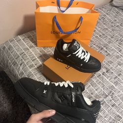 Louis Vuitton Trainers Black 