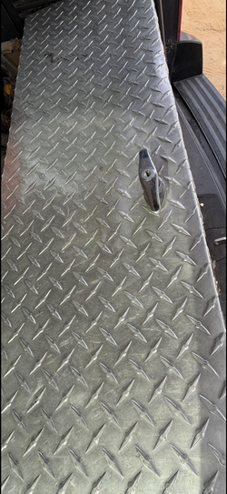 Good used Lund tool box 48” comes with keys $120