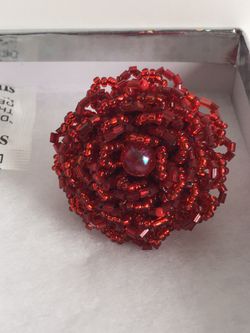 PRETTY HANDMADE RING SIZE 8 STRETCHY 😍😍