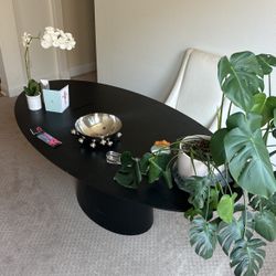 Dining room Table 