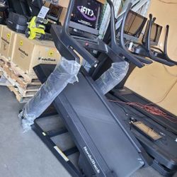 Fullerton - 2025 Model Nordictrack X24 Treadmill  - Incline Trainer 40%