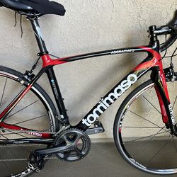 Tommaso Agrazziato carbon bike