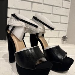 Black Snake Skin Stiletto Heels Size 8.5