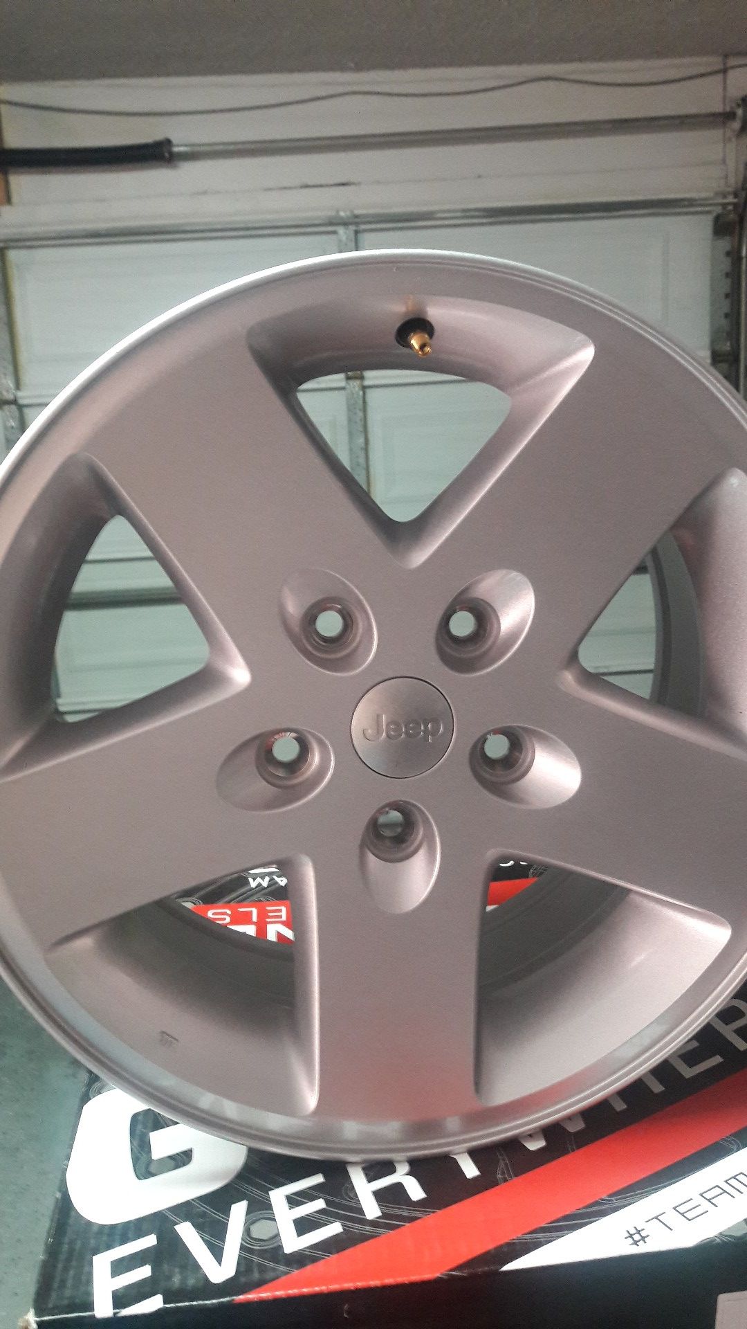 5 stock jeep wrangler rims