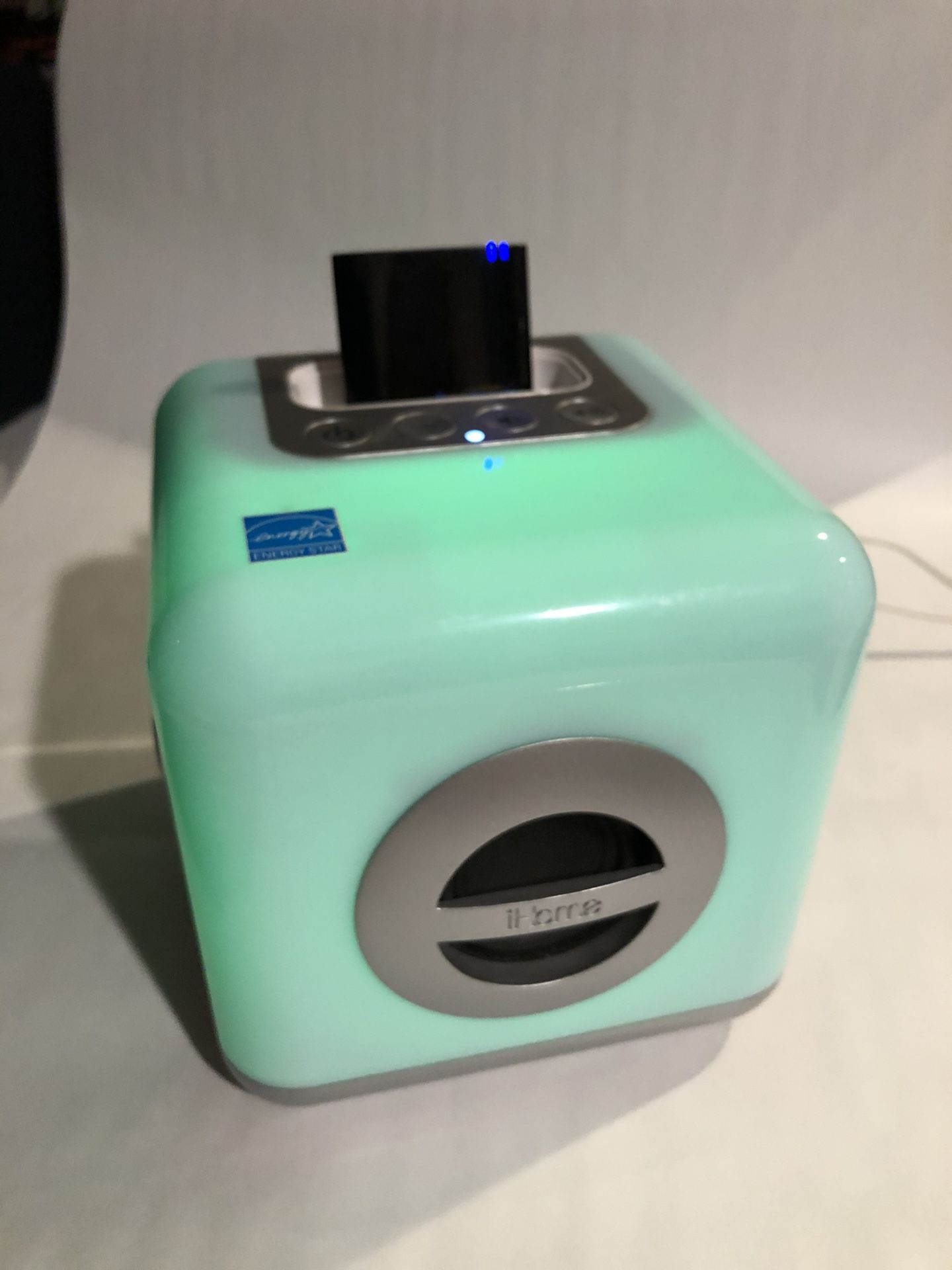 Ihome ih15 with Bluetooth dongle