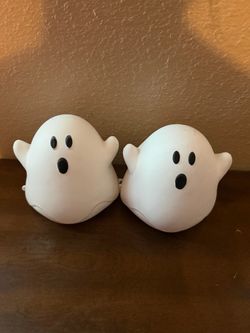 Squishy ghost