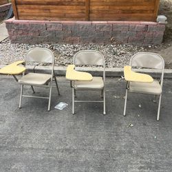 Folding Chairs 