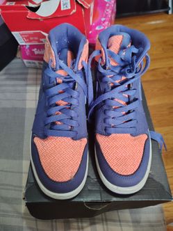 Sneaker size 5