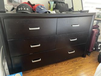 6 Drawer Wood Dresser