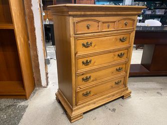 THOMASVILLE Light Brown Wood 5-Drawer Tall Dresser