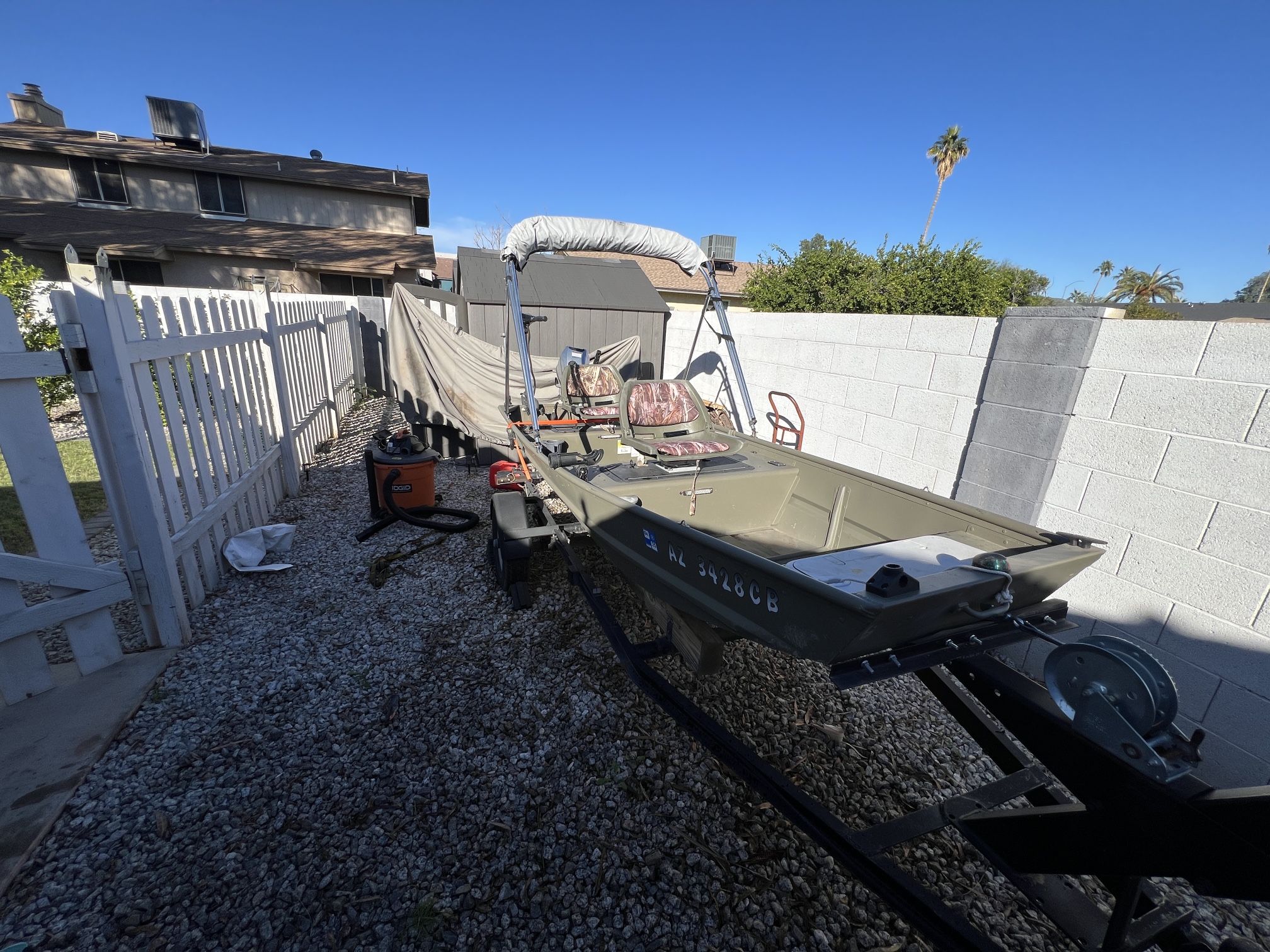 12’ Tracker Fishing John Boat