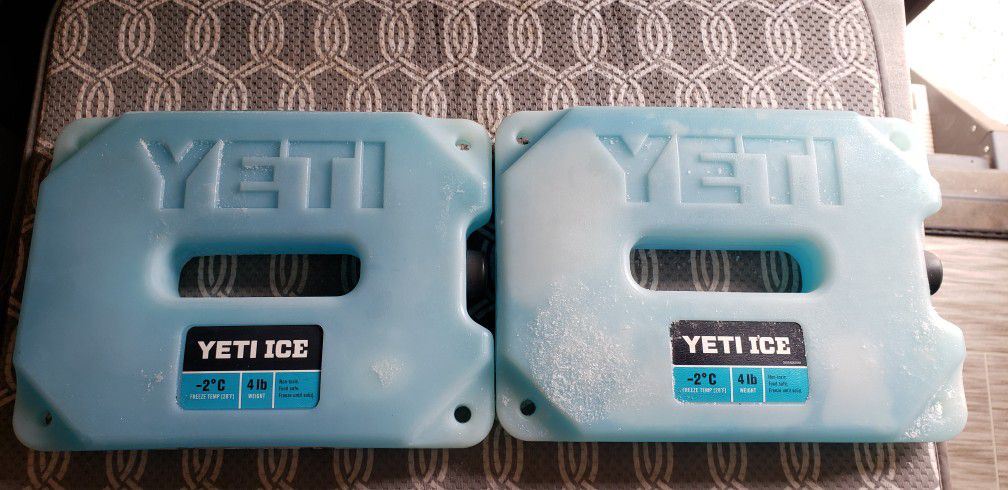 Two 4lb YETI ice packs